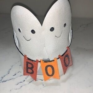 Sonoma ghost candle holder .